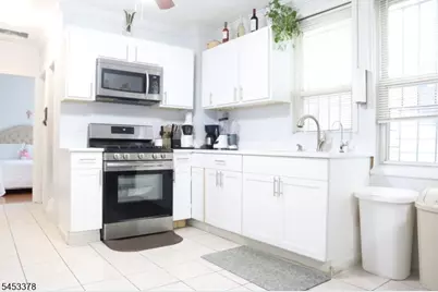 302 N 10th St, Newark, NJ 07107 - Photo 5