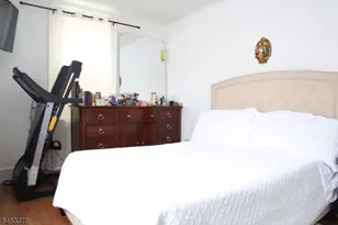 302 N 10th St, Newark, NJ 07107 - Photo 7