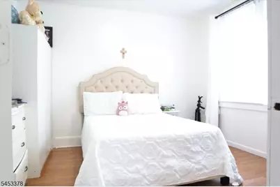 302 N 10th St, Newark, NJ 07107 - Photo 9