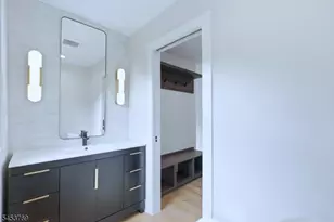 41 Pino Ct, Clifton, NJ 07013 - Photo 19