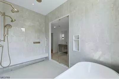 41 Pino Ct, Clifton, NJ 07013 - Photo 33