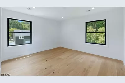 41 Pino Ct, Clifton, NJ 07013 - Photo 33