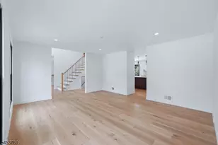 41 Pino Ct, Clifton, NJ 07013 - Photo 11