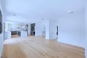 41 Pino Ct, Clifton, NJ 07013 - Photo 13
