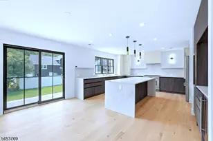 41 Pino Ct, Clifton, NJ 07013 - Photo 15