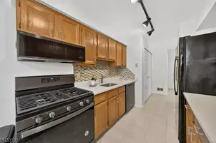 18 Estate Rd, Hillsborough Township, NJ 08844 - Photo 15