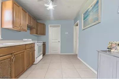 192-194 Deans Ln, South Brunswick Township, NJ 08852 - Photo 9