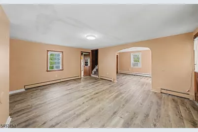 11 Axford Ave, Oxford Township, NJ 07863 - Photo 5