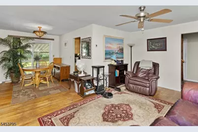 752 Park Ave, Middletown, NJ 07718 - Photo 13