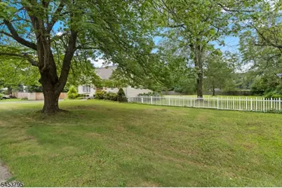 752 Park Ave, Middletown, NJ 07718 - Photo 5