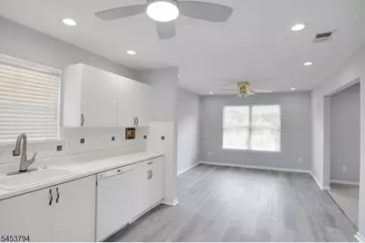 8 Millie Ln #8, East Hanover Township, NJ 07936 - Photo 3