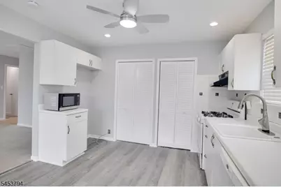 8 Millie Ln #8, East Hanover Township, NJ 07936 - Photo 5