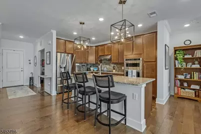 3 Vanderbilt Blvd #209, Florham Park, NJ 07932 - Photo 5
