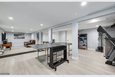 40 Scott Ter, Clifton, NJ 07013 - Photo 15