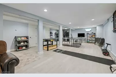 40 Scott Ter, Clifton, NJ 07013 - Photo 7