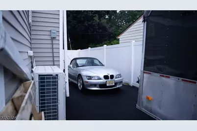 314 N Michigan Ave, Kenilworth, NJ 07033 - Photo 9