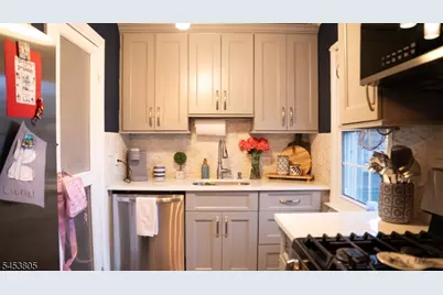 314 N Michigan Ave, Kenilworth, NJ 07033 - Photo 13