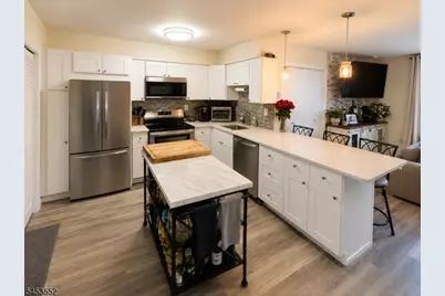 520 Newark Pompton Tpk #C214, Pequannock Township, NJ 07444 - Photo 1