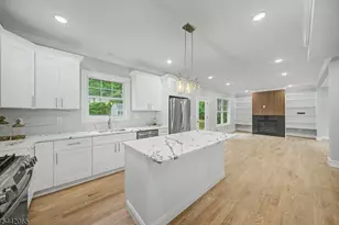 21 Willow Ave, Randolph Township, NJ 07869 - Photo 11