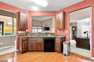 4 Waterman Ln, Hillsborough Township, NJ 08844 - Photo 11