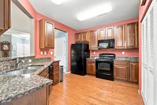 4 Waterman Ln, Hillsborough Township, NJ 08844 - Photo 9