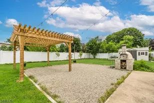 7 Bari Dr, Roxbury Township, NJ 07852 - Photo 31