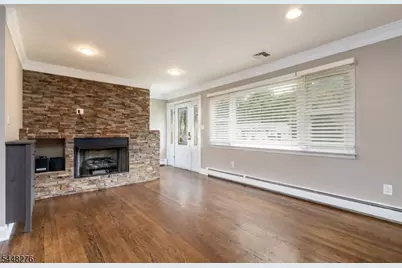 7 Bari Dr, Roxbury Township, NJ 07852 - Photo 5