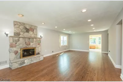 61 Elm St, Clifton, NJ 07013 - Photo 5