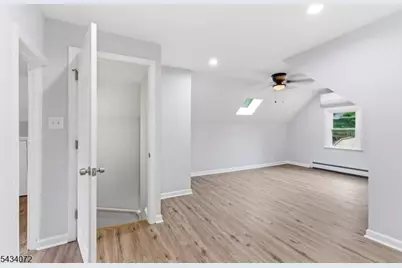 30 Chestnut Ter, Rockaway, NJ 07866 - Photo 13