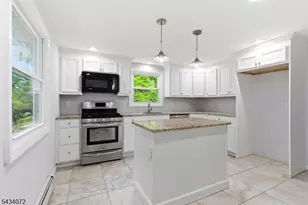 30 Chestnut Terrace, Rockaway, NJ 07866 - Photo 3
