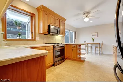 78 Vones Ln, Raritan, NJ 08869 - Photo 5