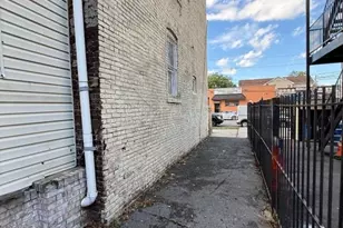 210 Berkeley Ave, Newark, NJ 07107 - Photo 3