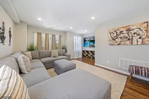 34 Garibaldi Ave, Newark, NJ 07114 - Photo 13