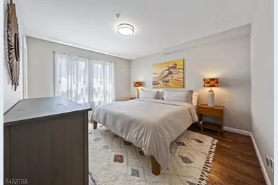 34 Garibaldi Ave, Newark, NJ 07114 - Photo 5