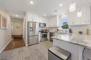 34 Garibaldi Ave, Newark, NJ 07114 - Photo 25