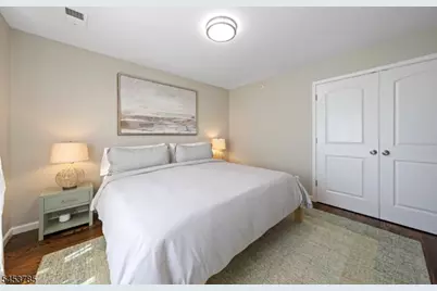 34 Garibaldi Ave, Newark, NJ 07114 - Photo 11