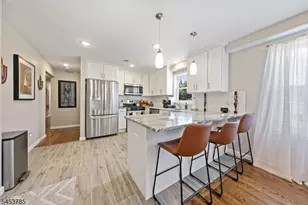 34 Garibaldi Ave, Newark, NJ 07114 - Photo 7