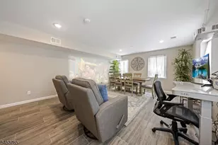 34 Garibaldi Ave, Newark, NJ 07114 - Photo 19