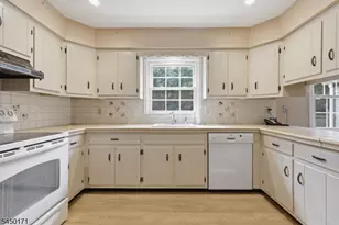 745 Backhus Estate Rd, Lebanon Township, NJ 08826 - Photo 5