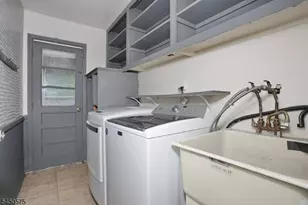 62 Molinari Dr, Wanaque, NJ 07465 - Photo 19