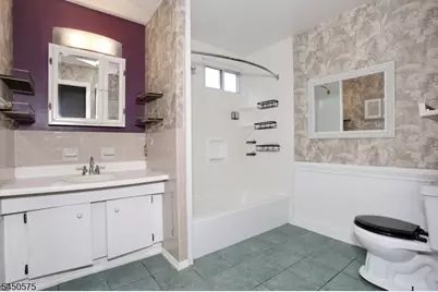 62 Molinari Dr, Wanaque, NJ 07465 - Photo 29