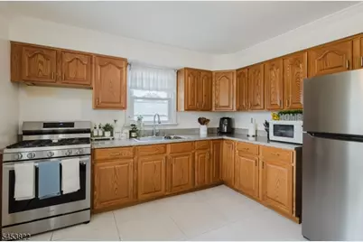 508 Wheeler Pl, Franklin Township, NJ 08873 - Photo 9