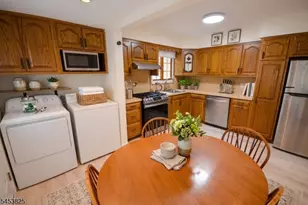 9 Korda Pl, Hanover Township, NJ 07927 - Photo 3