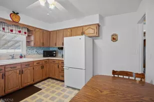 5 Sally St, Bloomingdale, NJ 07403 - Photo 9
