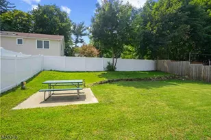5 Sally St, Bloomingdale, NJ 07403 - Photo 35