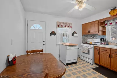 5 Sally St, Bloomingdale, NJ 07403 - Photo 11