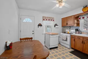 5 Sally St, Bloomingdale, NJ 07403 - Photo 11