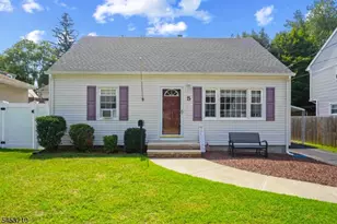 5 Sally St, Bloomingdale, NJ 07403 - Photo 1