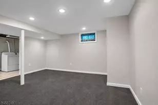 5 Sally St, Bloomingdale, NJ 07403 - Photo 25