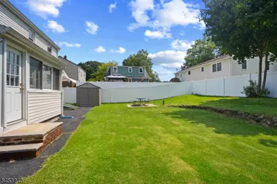 5 Sally St, Bloomingdale, NJ 07403 - Photo 33
